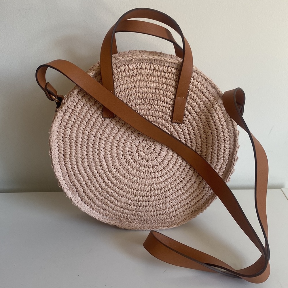 H&M 100% Paper Straw 10” Round Crossbody Bag